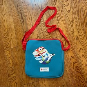 NWOT Air Canada Skydivers Messenger  Bag